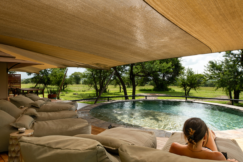 Four seasons safari lodge serengeti