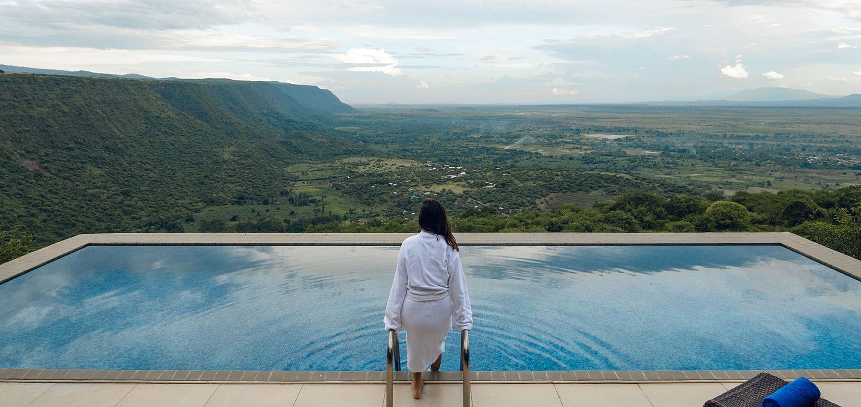 Four seasons safari lodge serengeti